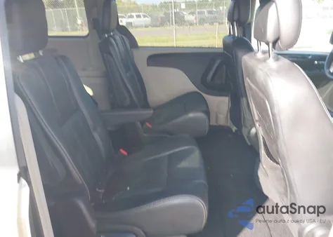 2015 Chrysler Town & Country Touring из США, поврежденный, VIN 2C4RC1BG5FR638144